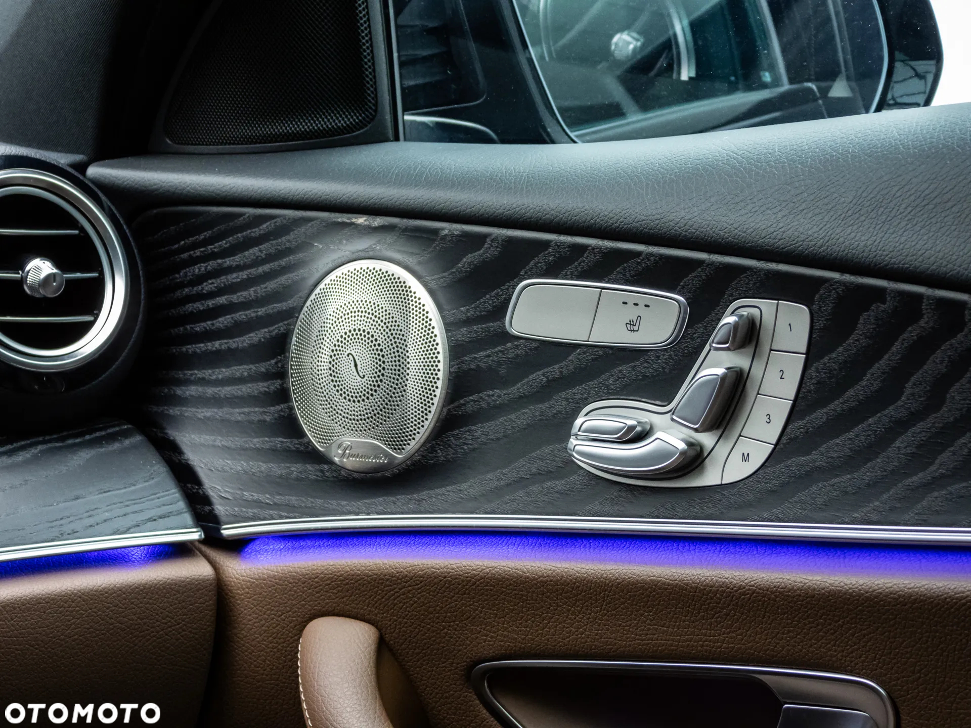 Mercedes-Benz Klasa E 220 d 4-Matic All-Terrain Avantgarde - 36