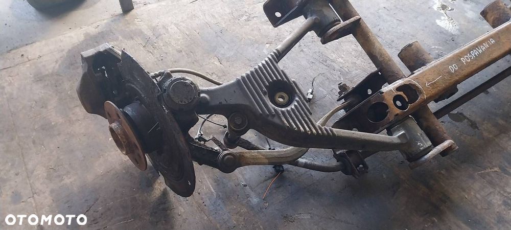 KOMPLETNE ZAWIESZENIE BELKA SANKI TYŁ WAHACZE ZWROTNICE MERCEDES W163 ML - 6