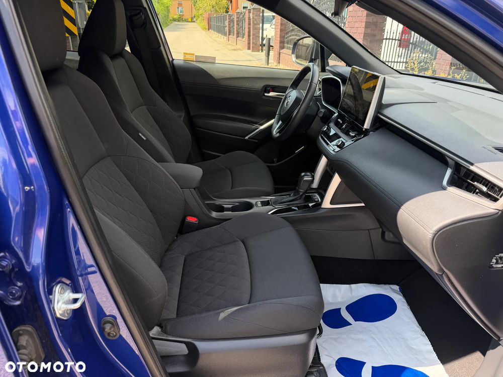 Toyota Corolla Cross 2.0 Hybrid Comfort - 13