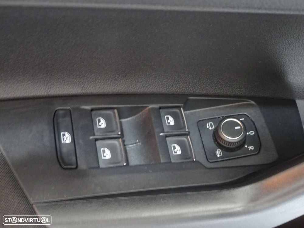 VW Polo 2.0 TSI GTI DSG - 11