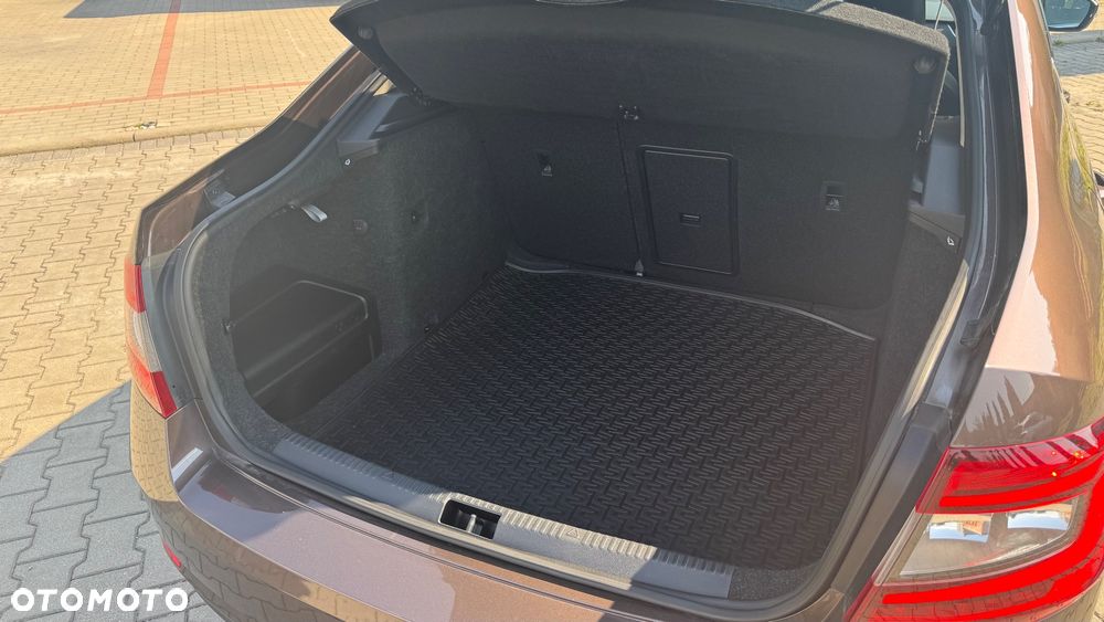 Skoda Octavia 1.8 TSI DSG L&K - 30