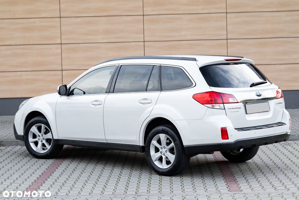 Subaru Outback 2.5i Lineartronic Comfort - 4