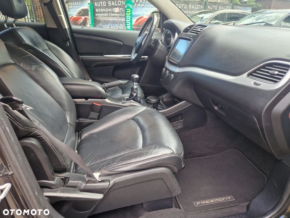 Fiat Freemont 2.0 Multijet 16V DPF Urban - 32