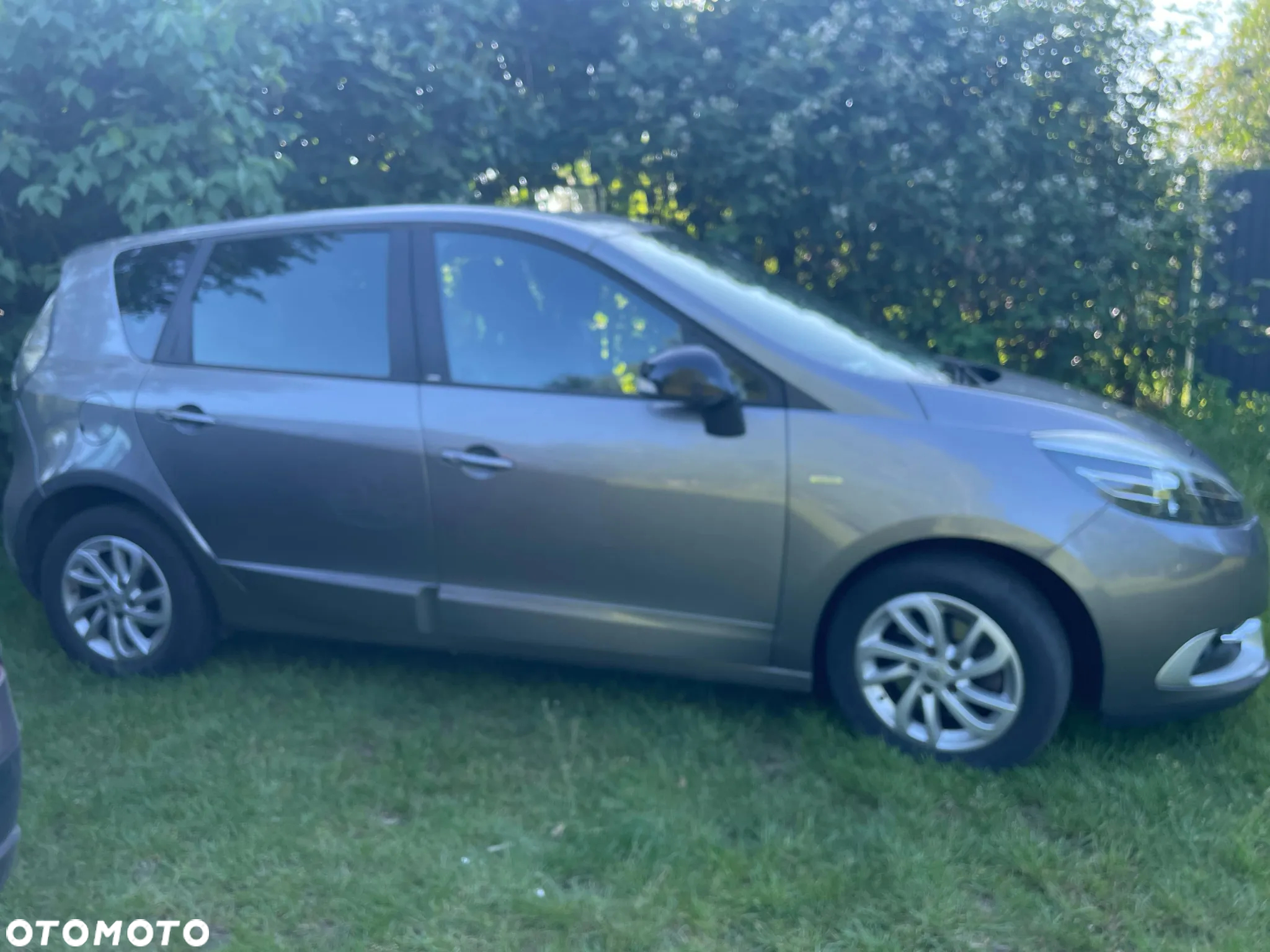 Renault Scenic 1.5 dCi Limited - 21