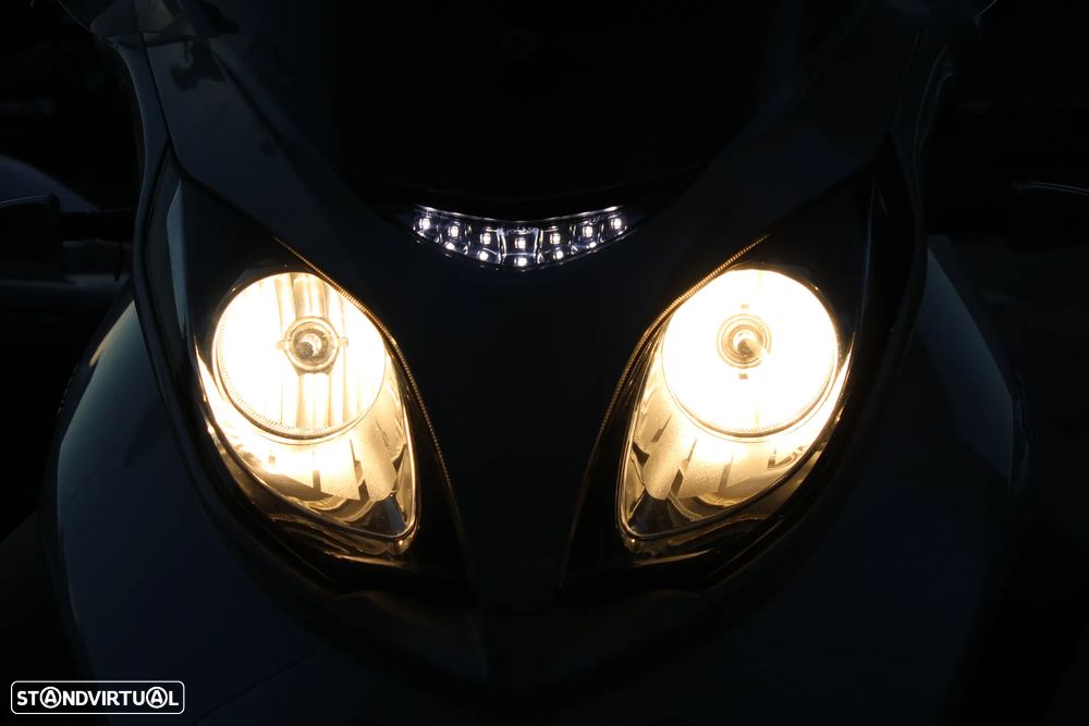 Piaggio MP3 300 LT - 9