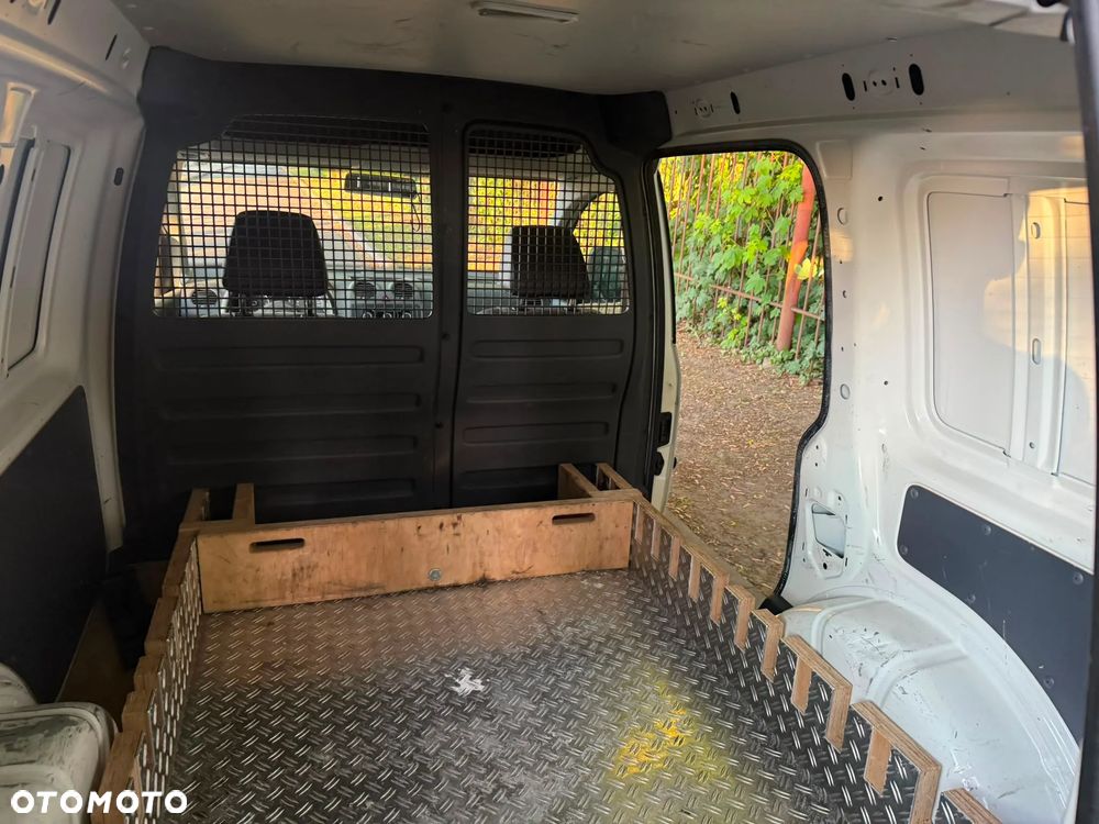 Volkswagen CADDY - 8