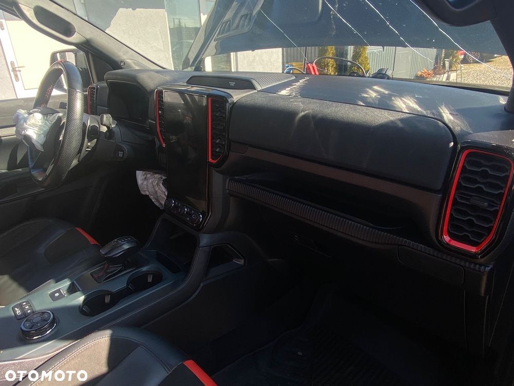 Ford Ranger Raptor - 16