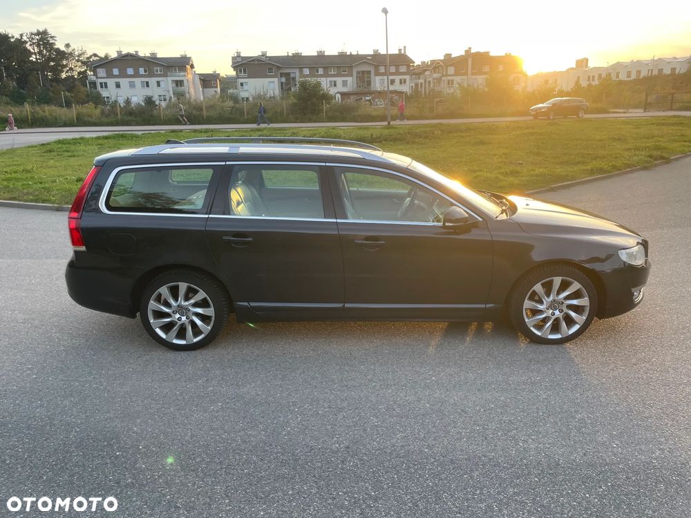 Volvo V70 D4 Drive-E Dynamic Summum - 32