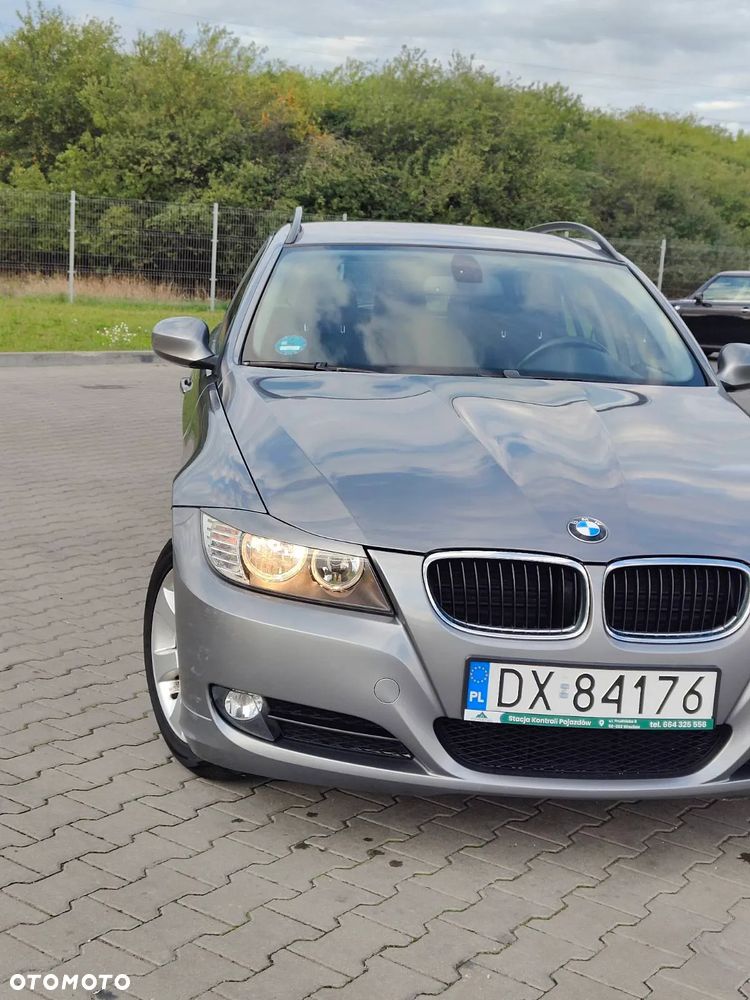 BMW Seria 3 318i - 11