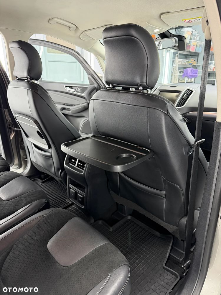 Ford S-Max 2.0 TDCi Titanium PowerShift - 12