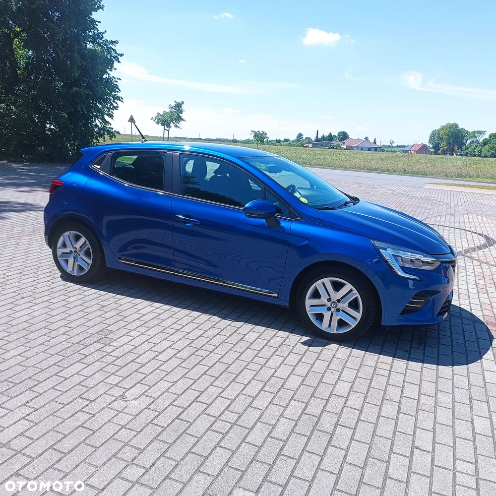 Renault Clio - 11