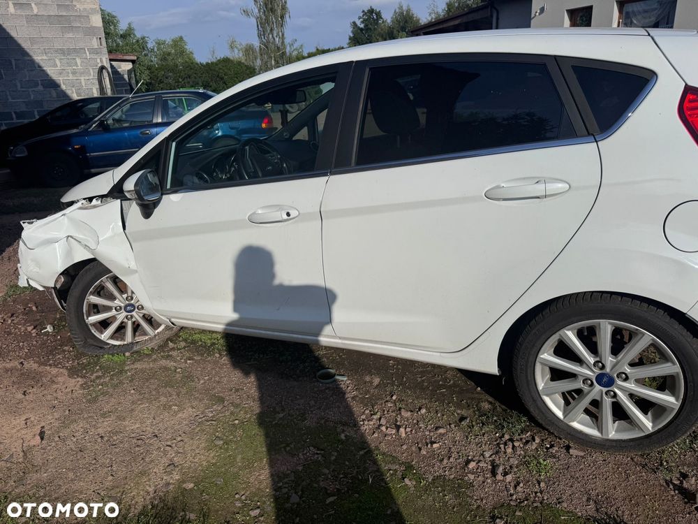 Ford Fiesta 2016 photo 3