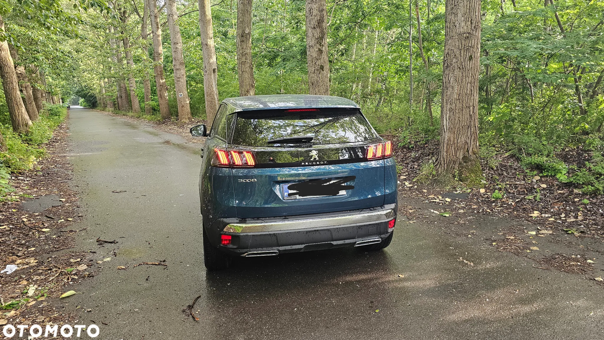 Peugeot 3008 1.2 PureTech Allure S&S EAT8 - 4