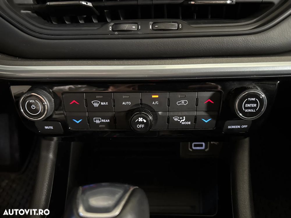 Jeep Compass - 18