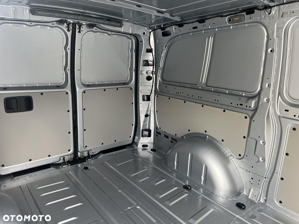 Mercedes-Benz Vito - 9