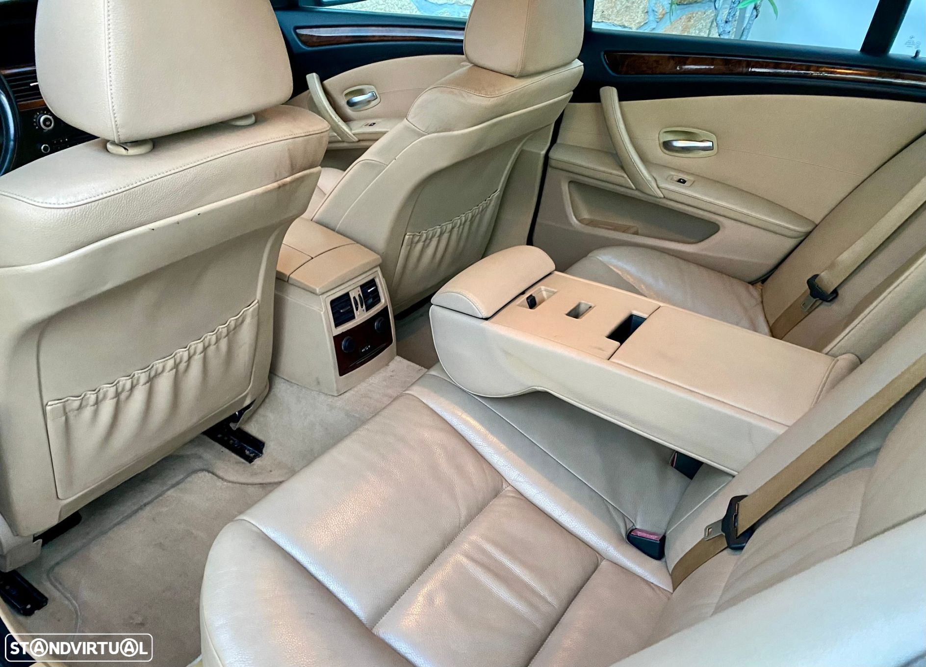 BMW 520 d Executive - 24