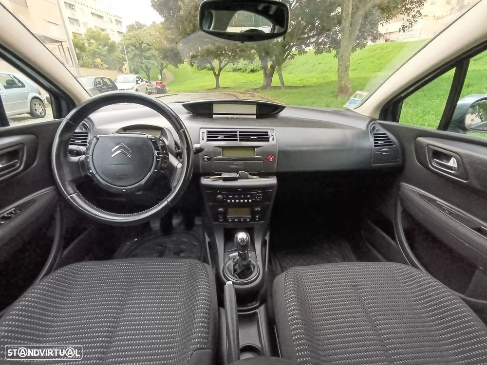 Citroën C4 1.6 HDi Exclusive - 11