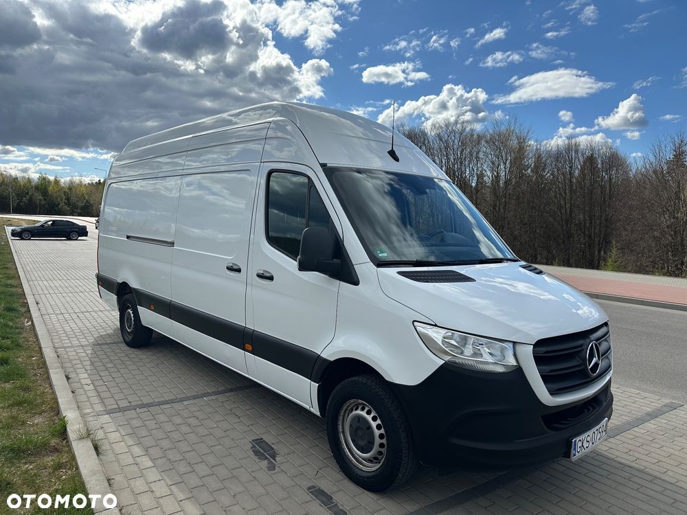 Mercedes-Benz Sprinter - 4