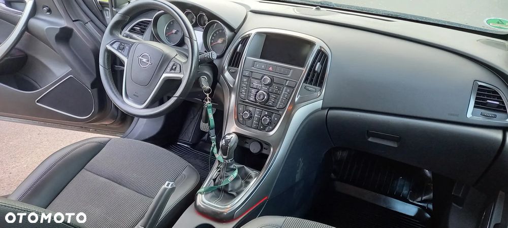 Opel Astra 1.7 CDTI DPF Cosmo - 13