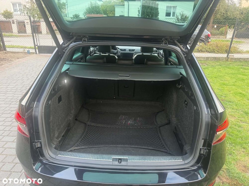 Skoda Superb 2.0 TSI 4x4 L&K DSG - 12