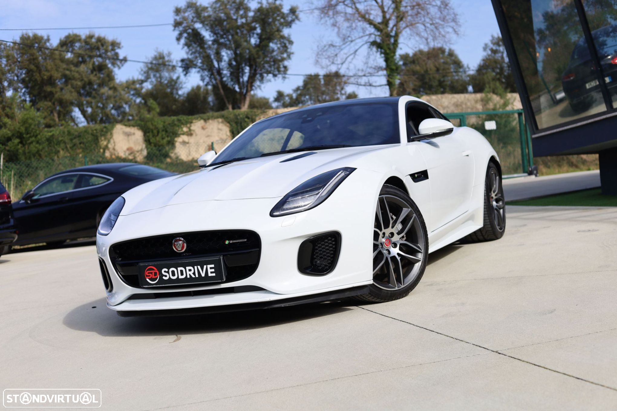 Jaguar F-Type 2.0 i4 R-Dynamic - 60