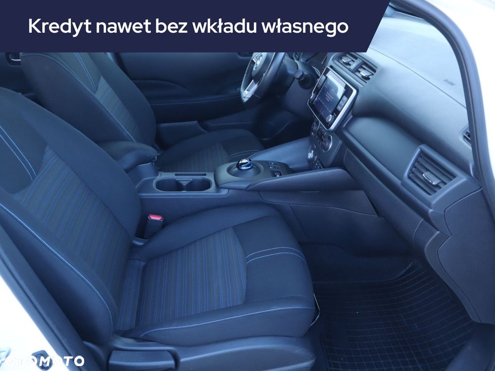 Nissan Leaf - 11