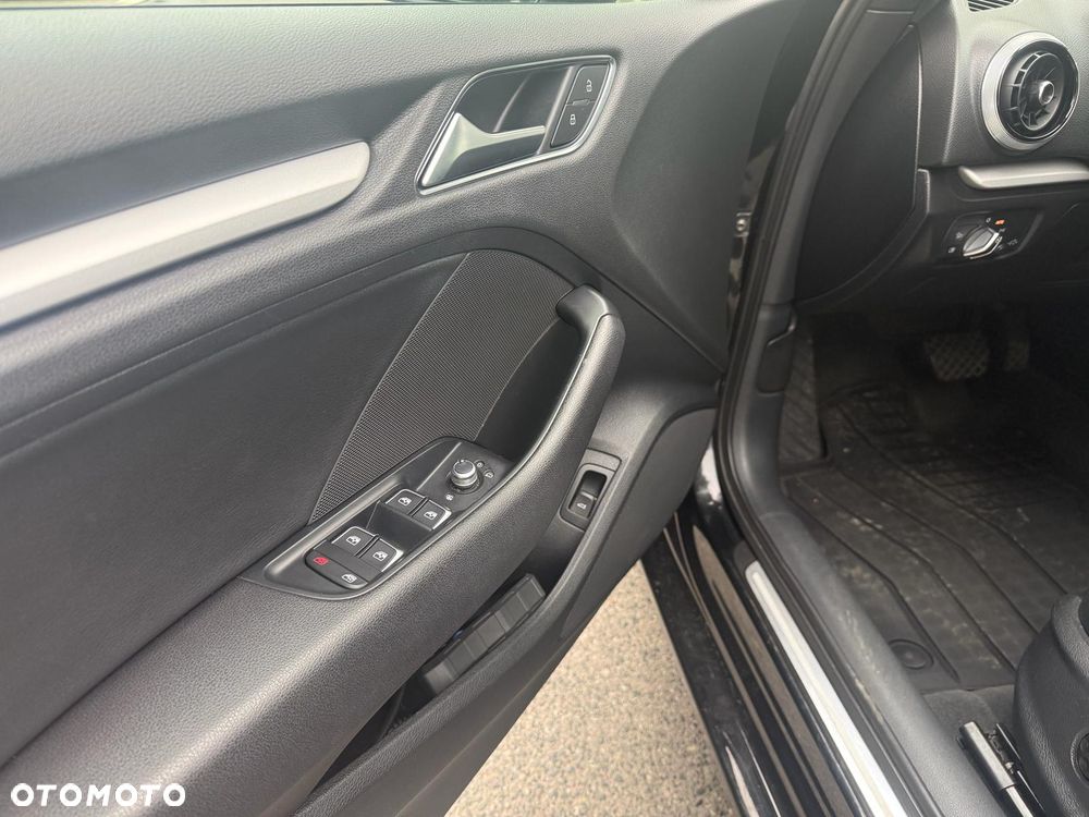 Audi A3 Sportback 40 TFSI Quattro S tronic - 16