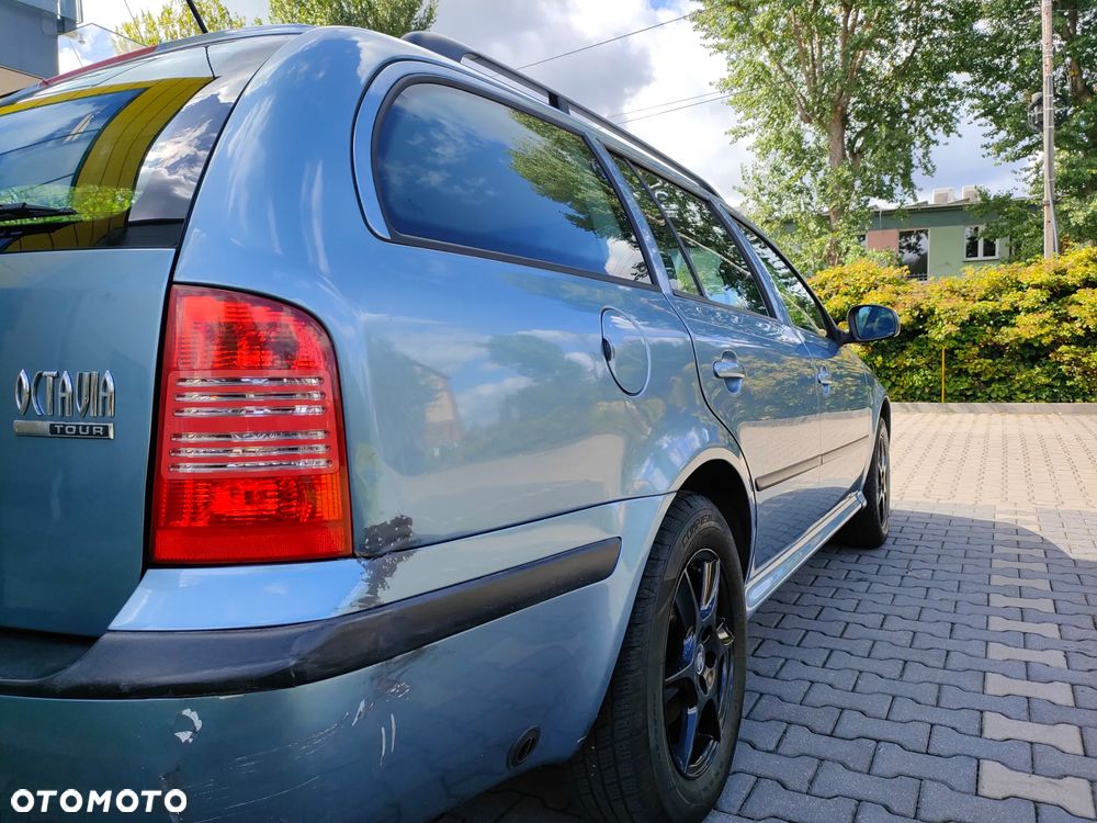Skoda Octavia 1.6 Tour Classic - 9