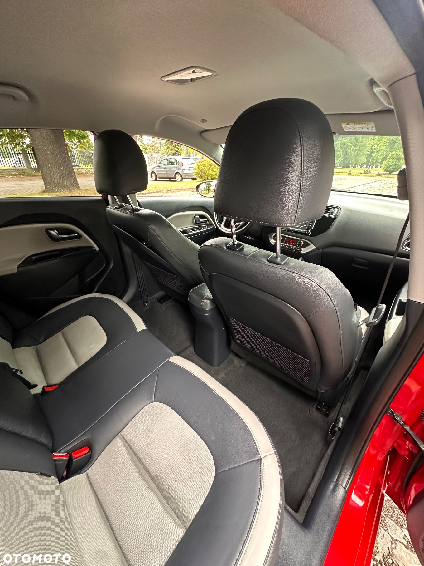 Kia Rio 1.4 Business Line - 27