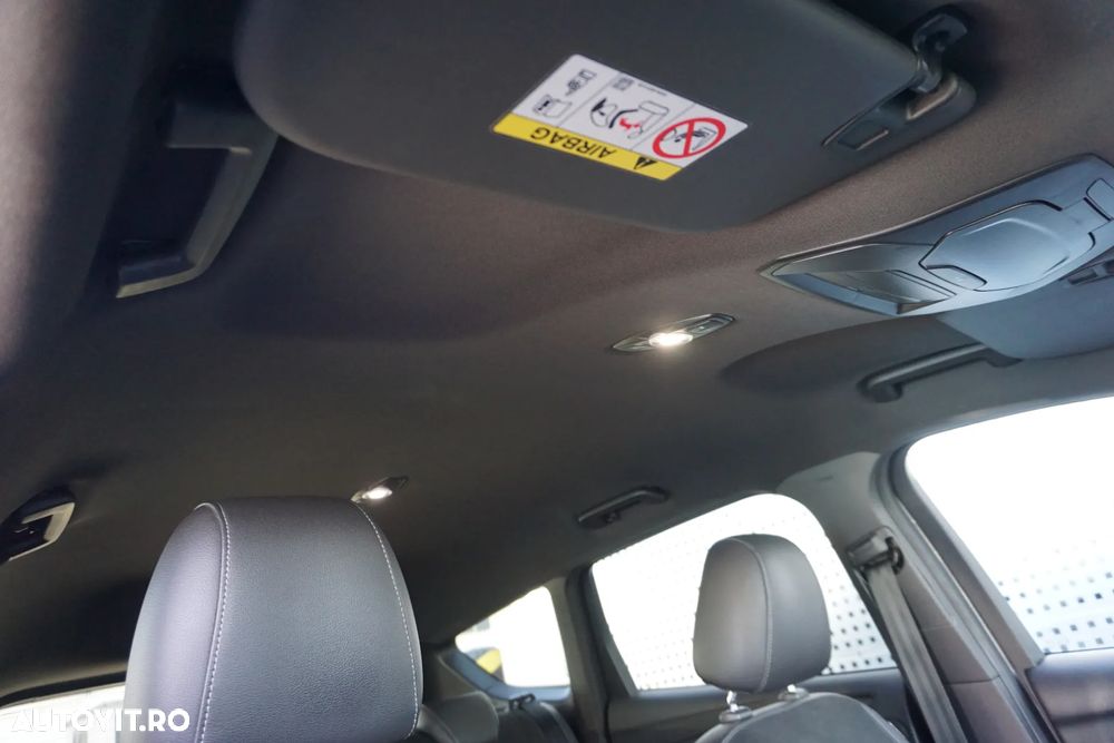 Ford Kuga 2.0 TDCi 4WD Powershift ST-Line - 12