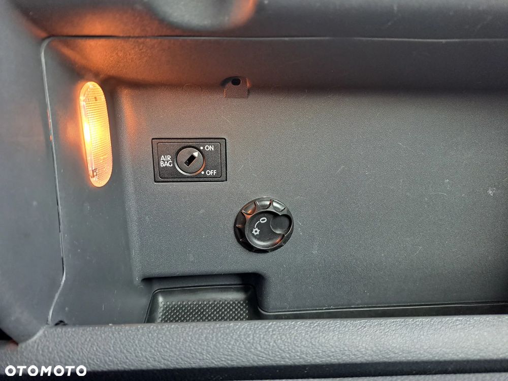 Volkswagen Touran 1.4 TSI Cross - 19