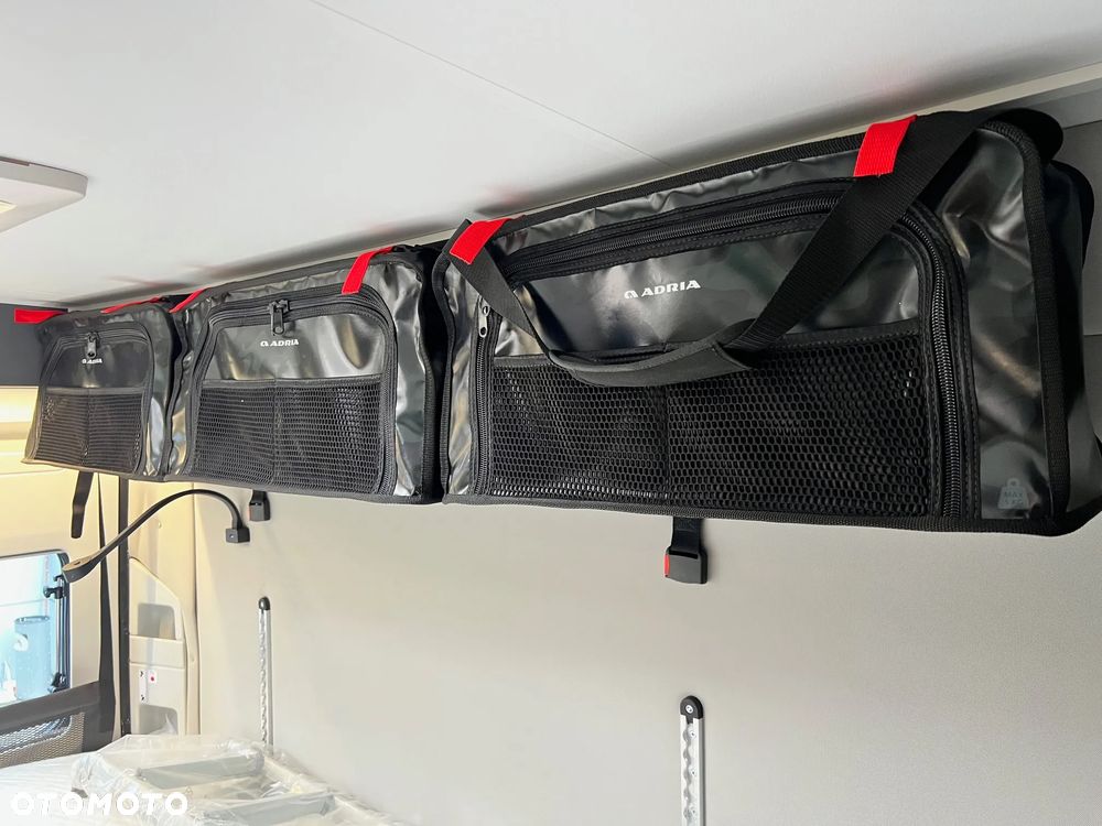 Adria Twin Sports 640 SG - 9