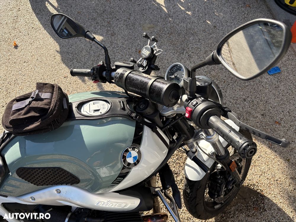 BMW R nineT Pure - 9