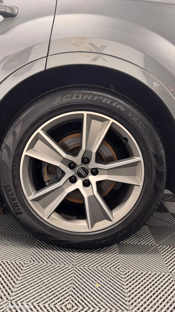 Audi Q7 3.0 TDI quattro S-line Tiptronic 7L - 15