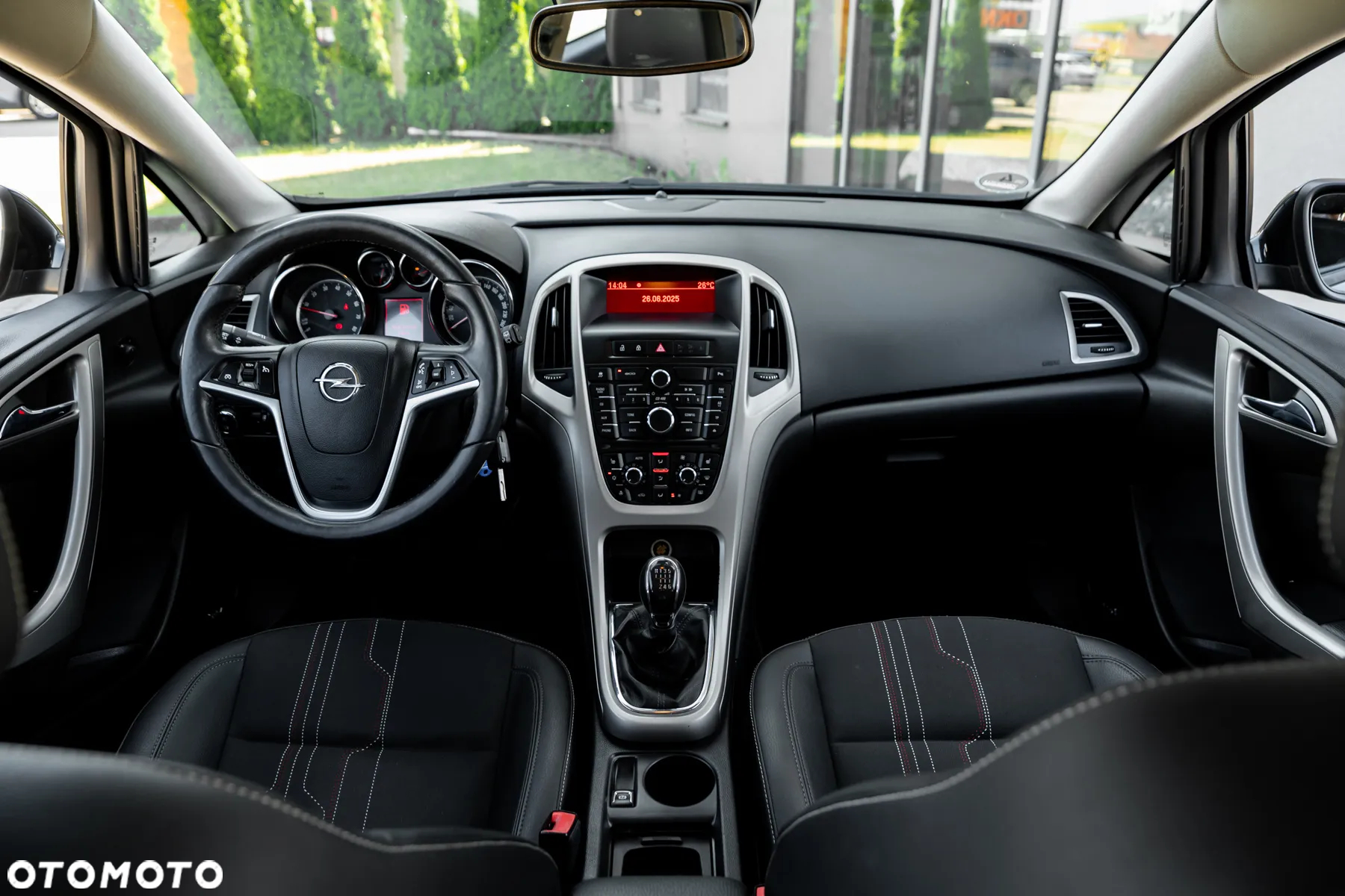 Opel Astra 1.4 Turbo Cosmo - 25