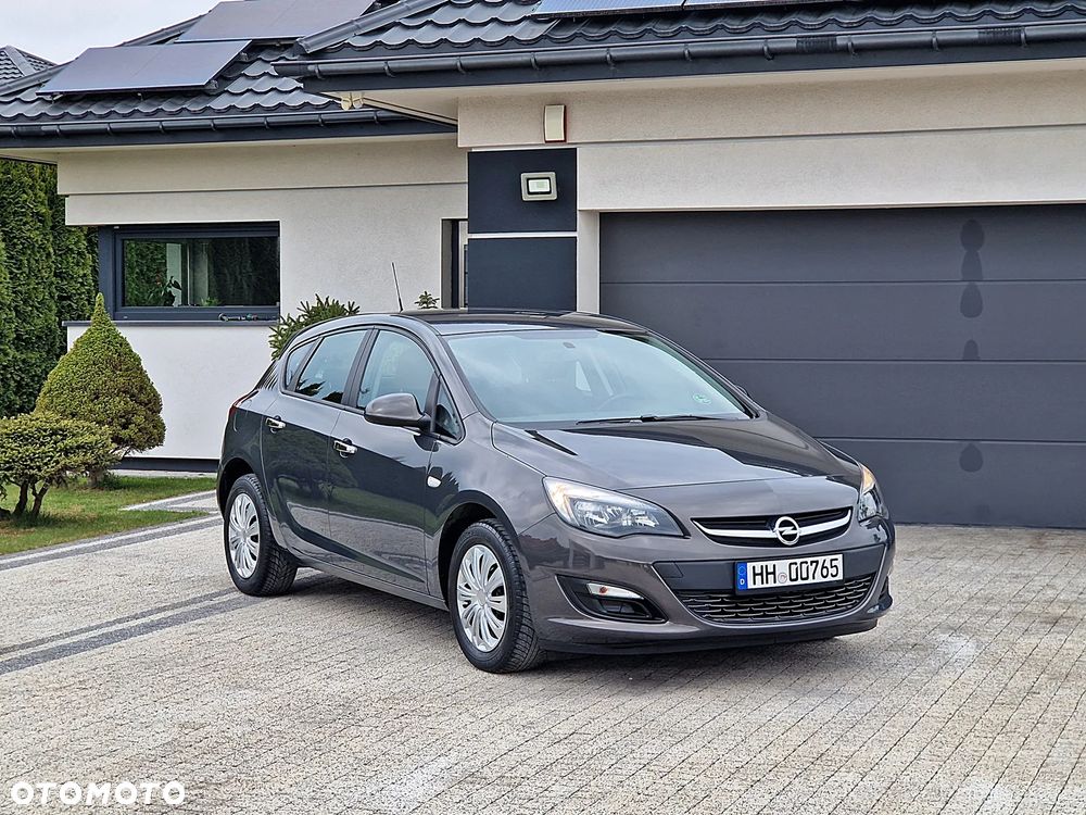Opel Astra 1.4 150 Jahre - 21