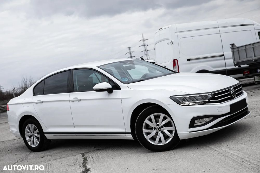 Volkswagen Passat 2.0 TDI SCR DSG Business - 2