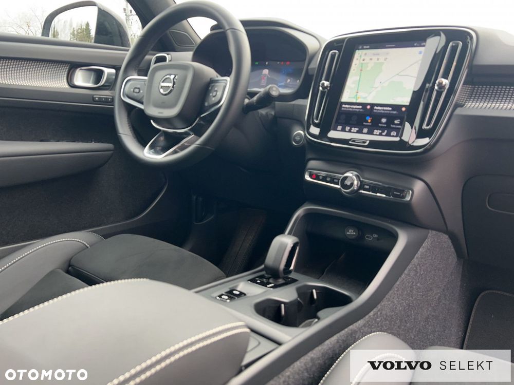 Volvo XC 40 - 18