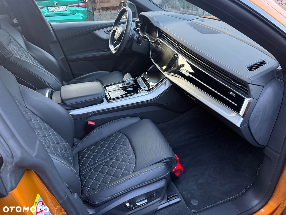 Audi SQ8 - 24