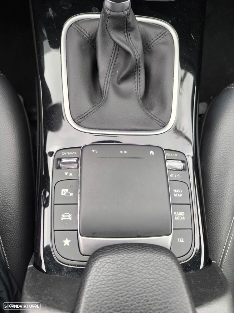 Mercedes-Benz A 180 Limousine d Progressive - 30