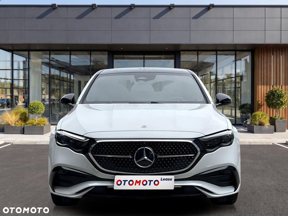 Mercedes-Benz Klasa E 300 de PHEV 4-Matic AMG 9G-Tronic - 3