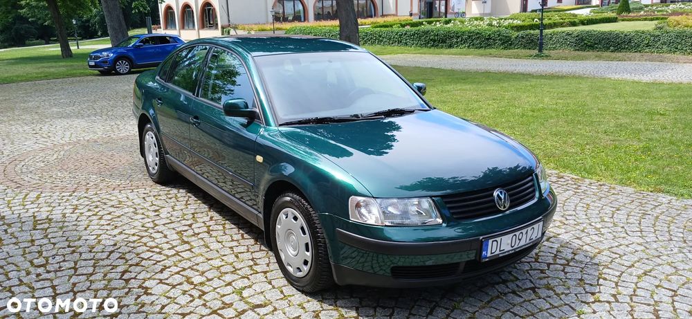 Volkswagen Passat - 37