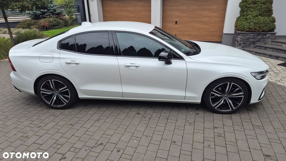 Volvo S60 B4 B R-Design - 7