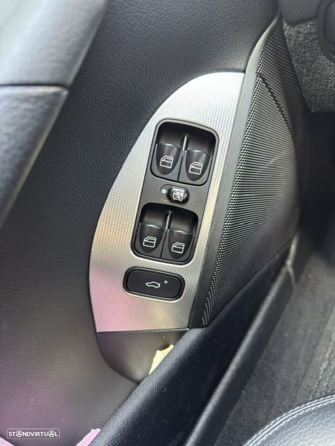 Mercedes-Benz CLK 220 CDi Avantgarde - 25