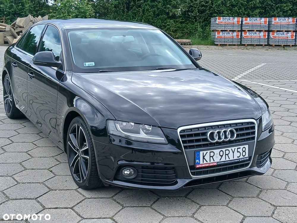 Audi A4 Limousine - 35