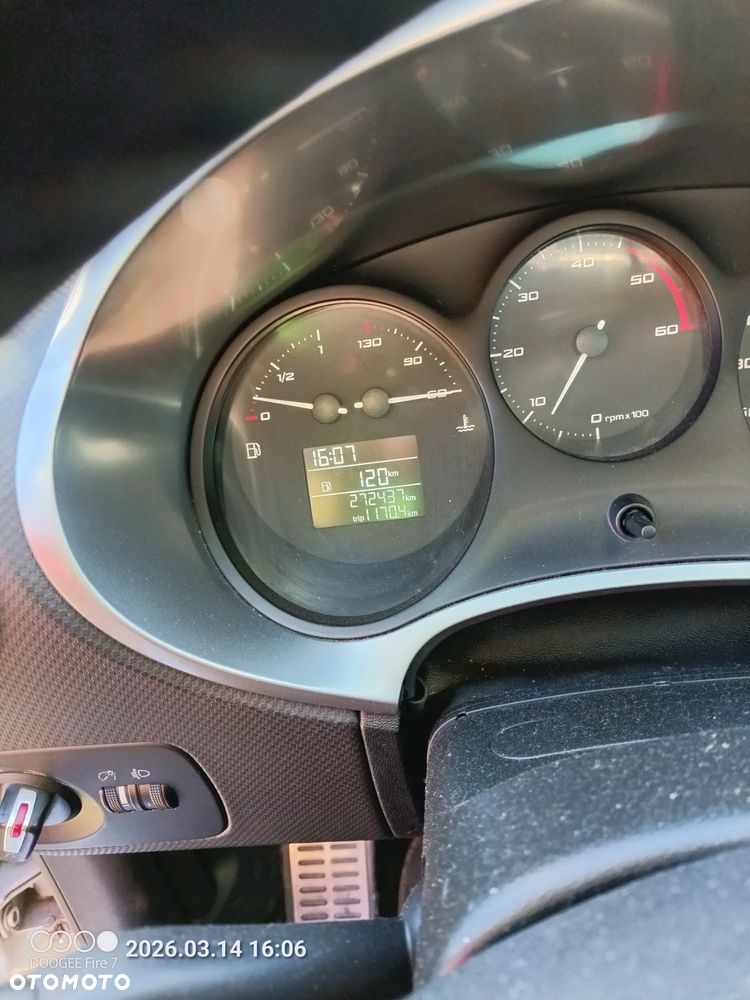 Seat Leon 1.6 TDI Sport - 7