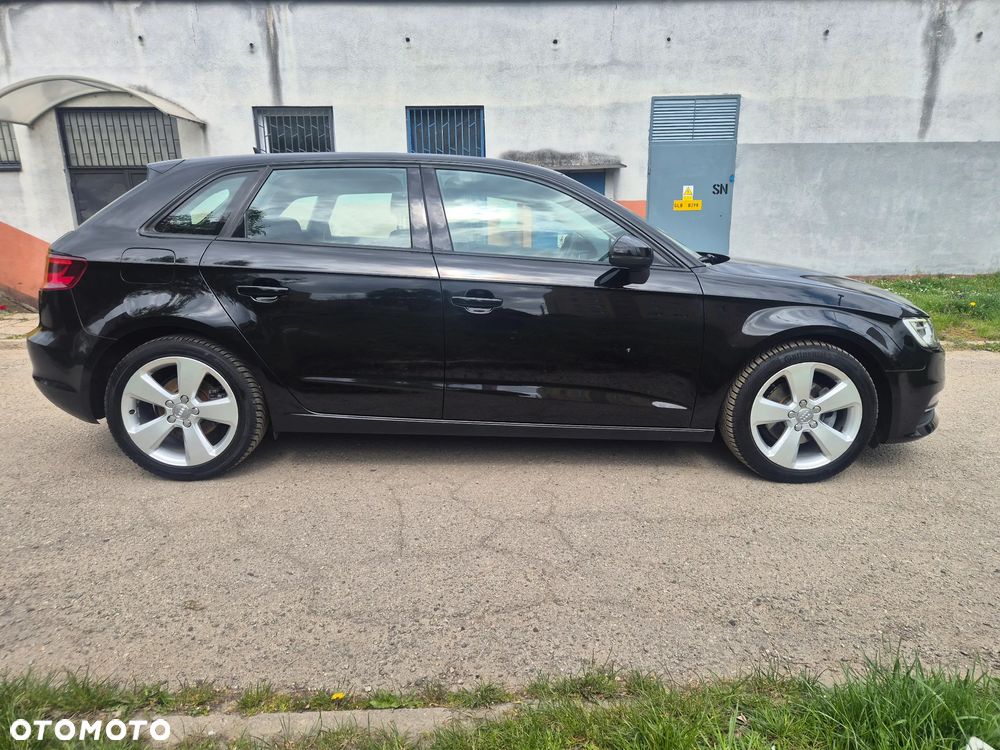 Audi A3 Sportback 2.0 TDI (clean diesel) Ambition - 4