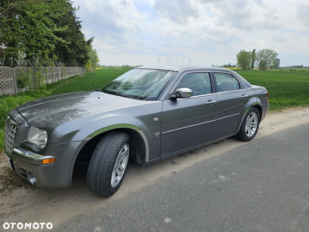 Chrysler 300C - 37