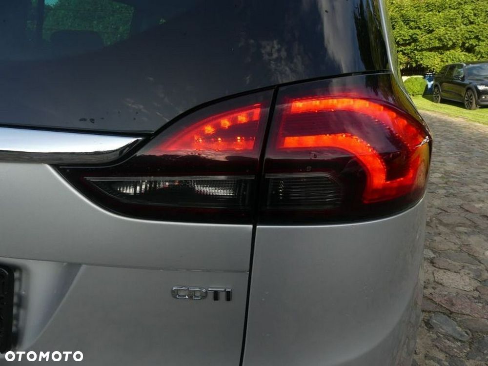 Opel Zafira 2.0 D Automatik Active - 22