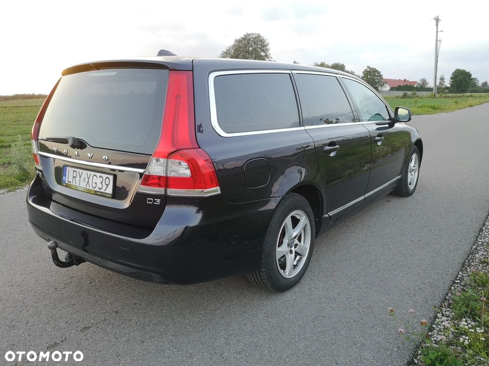 Volvo V70 D3 Geartronic Summum - 22